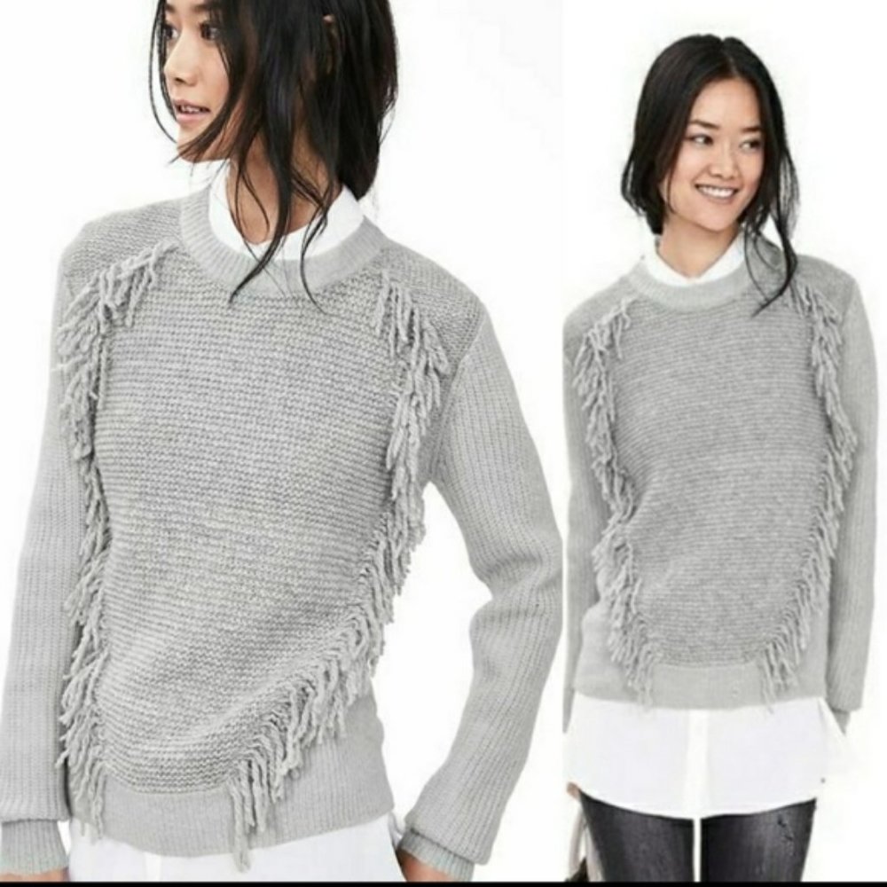 Banana Republic Sweater M Crew Fringe